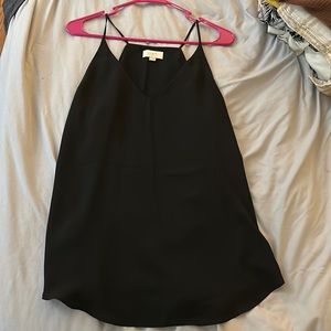 Black loose tank